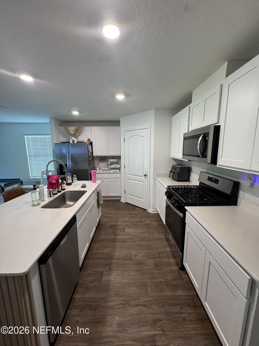 Photo of 407 ARDILA Circle