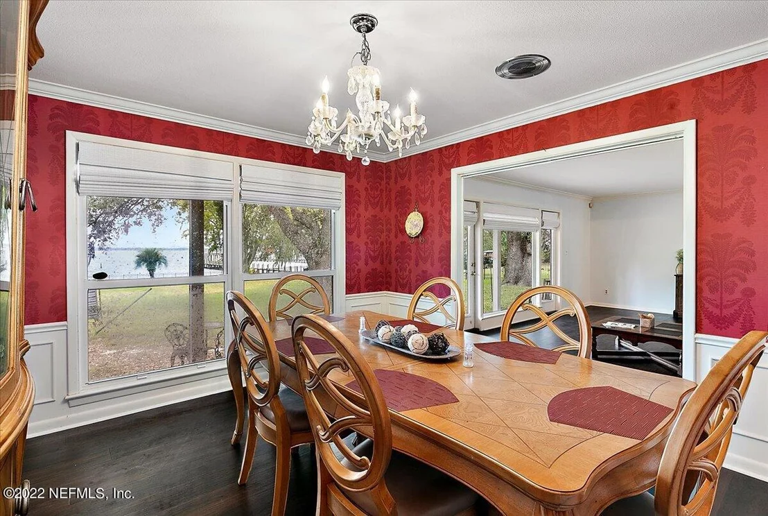Photo of 1348 BAYLOR Lane
