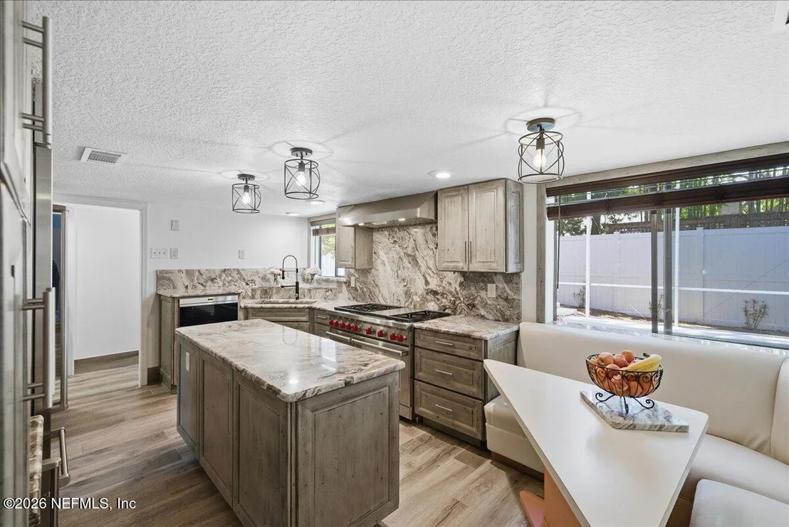 Photo of 4 SANTA MARIA Lane