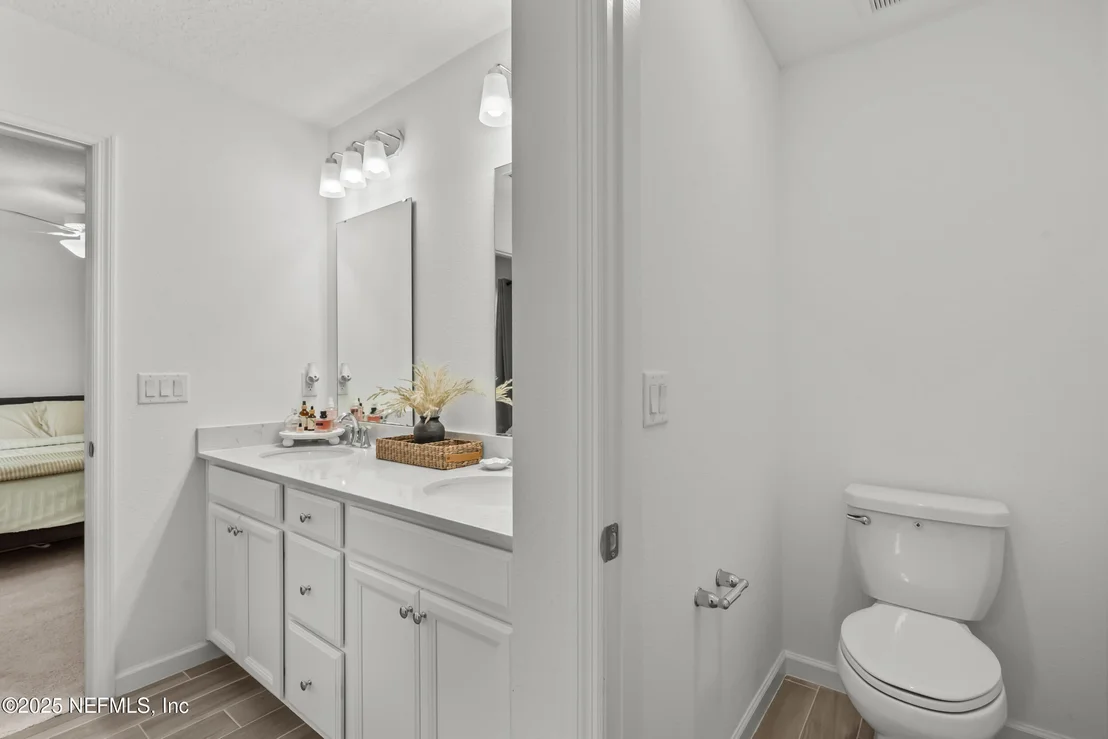 Photo of 9852 LOVAGE Lane