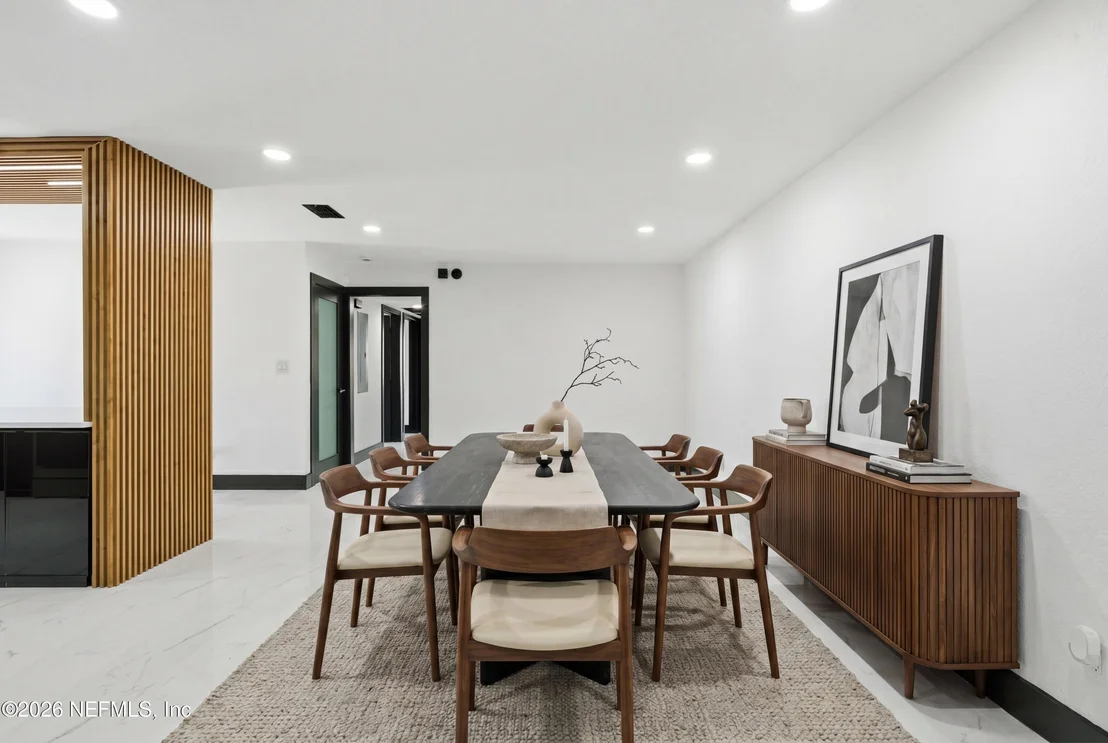 Photo of 802 ANTIGUA Road