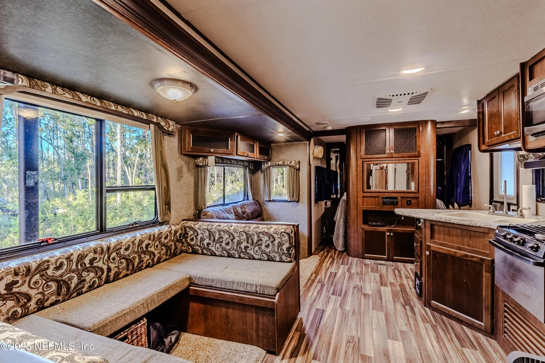 Photo of 1313 OAK POND Circle