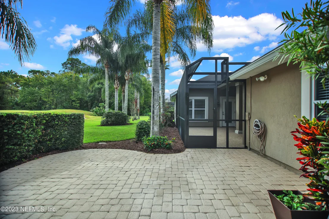 Photo of 944 OXFORD Drive