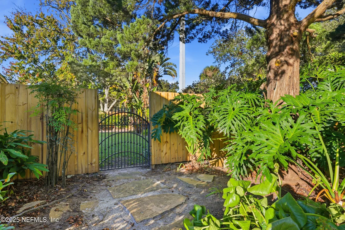 Photo of 1525 MARSHSIDE Drive