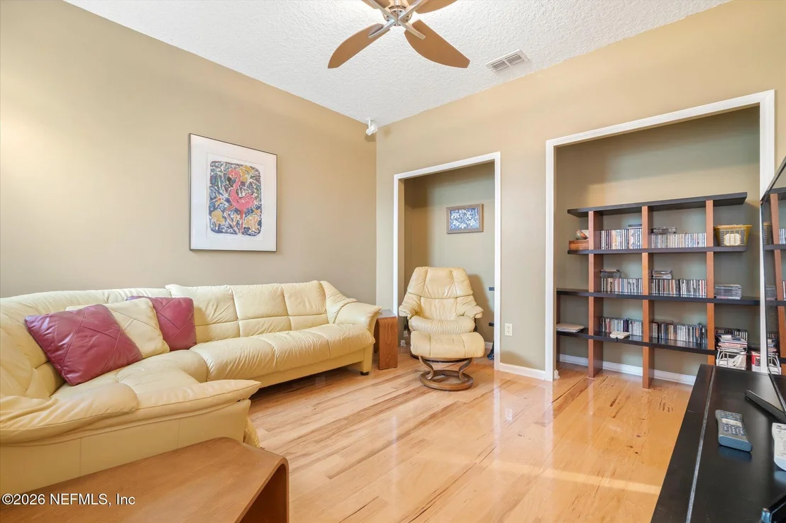Photo of 616 DONALD ROSS Way