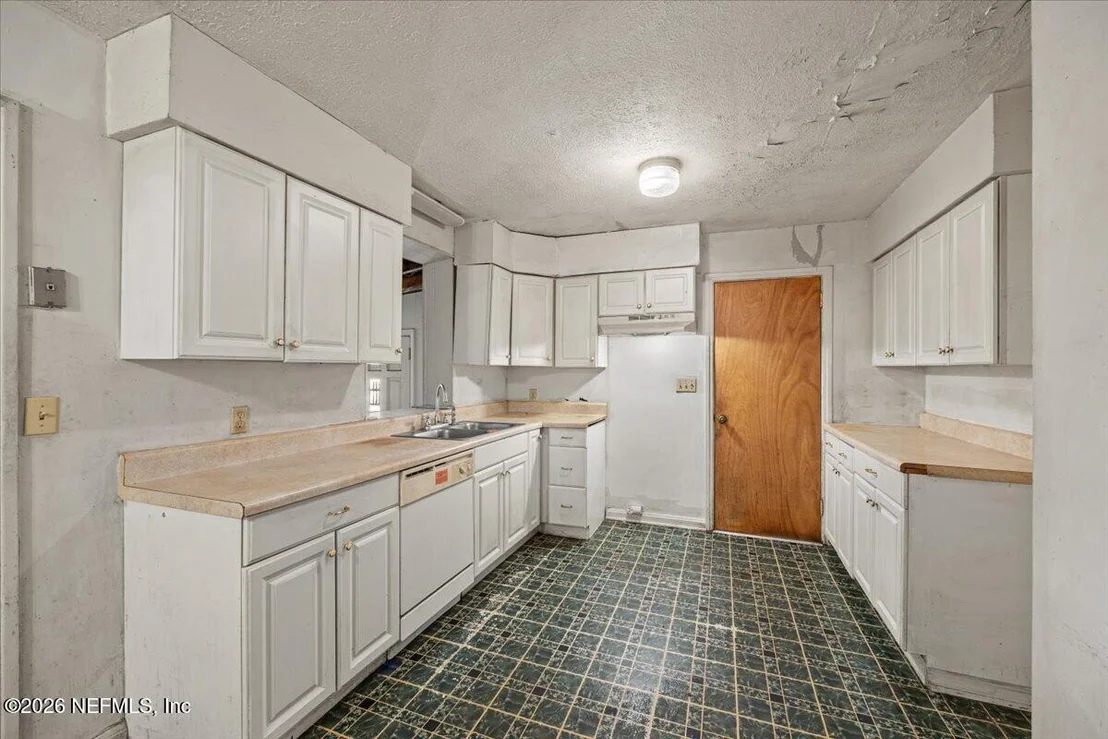 Photo of 6303 HYDE PARK HAVEN