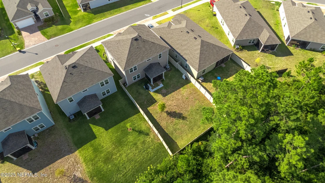 Photo of 9852 LOVAGE Lane