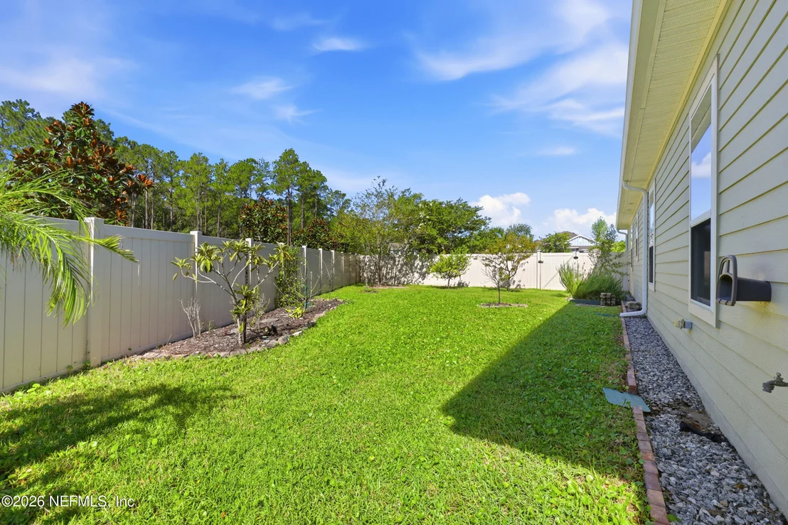 Photo of 44 BRASILLA Avenue