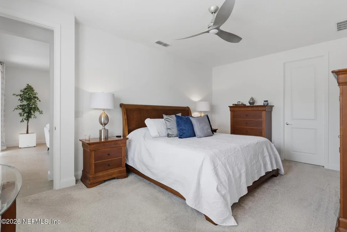 Photo of 2110 RAGLAN Circle