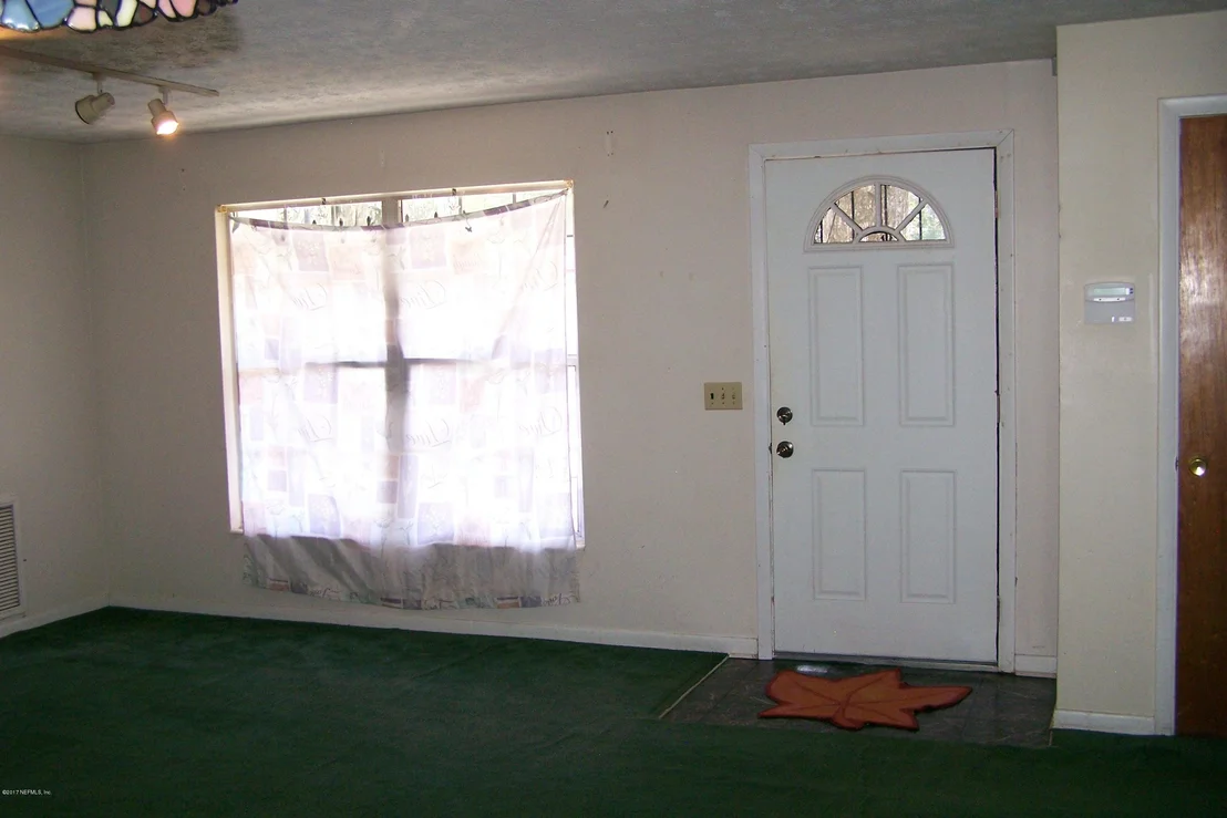 Photo of 413 VIRGO Lane