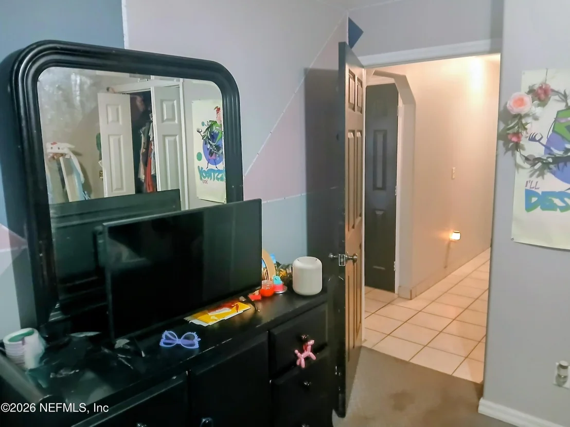 Photo of 115 CRESTWOOD Drive