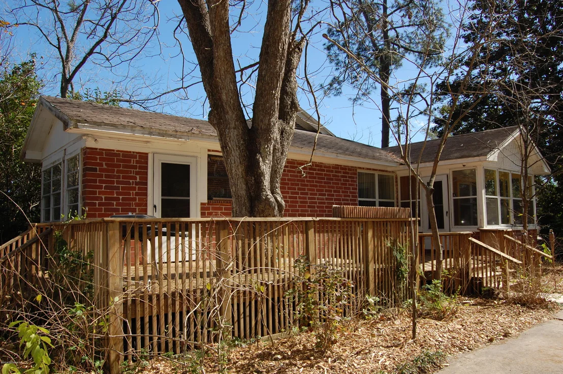 Photo of 2649 COMMUNITY Road