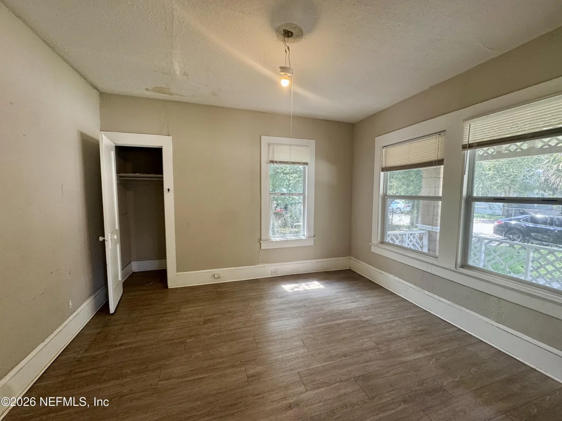 Photo of 2972 DIGNAN Street