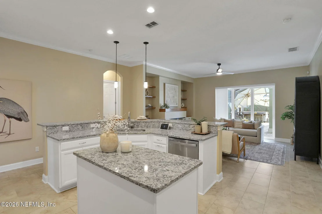 Photo of 537 BELEN Lane