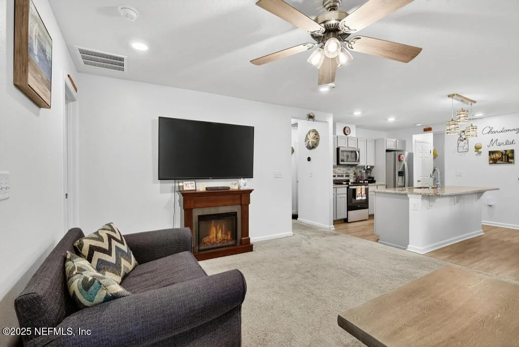 Photo of 148 SAWMILL FOREST Court