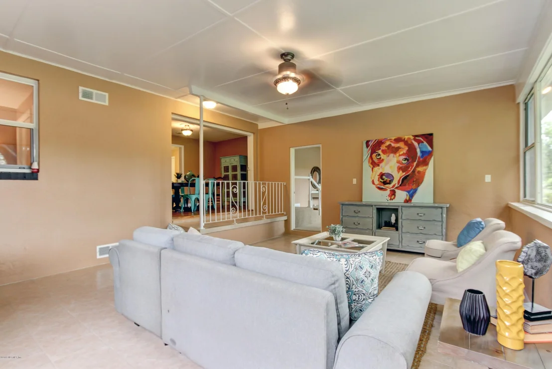 Photo of 7462 SPINOLA Road