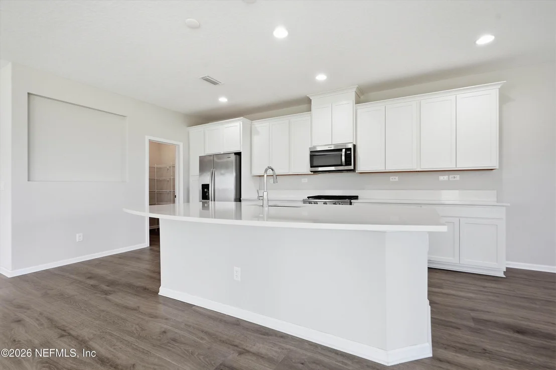 Photo of 126 SAINT BARTS Avenue