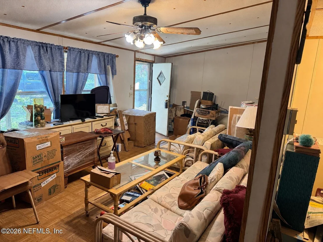 Photo of 1056 BELLAMY Road
