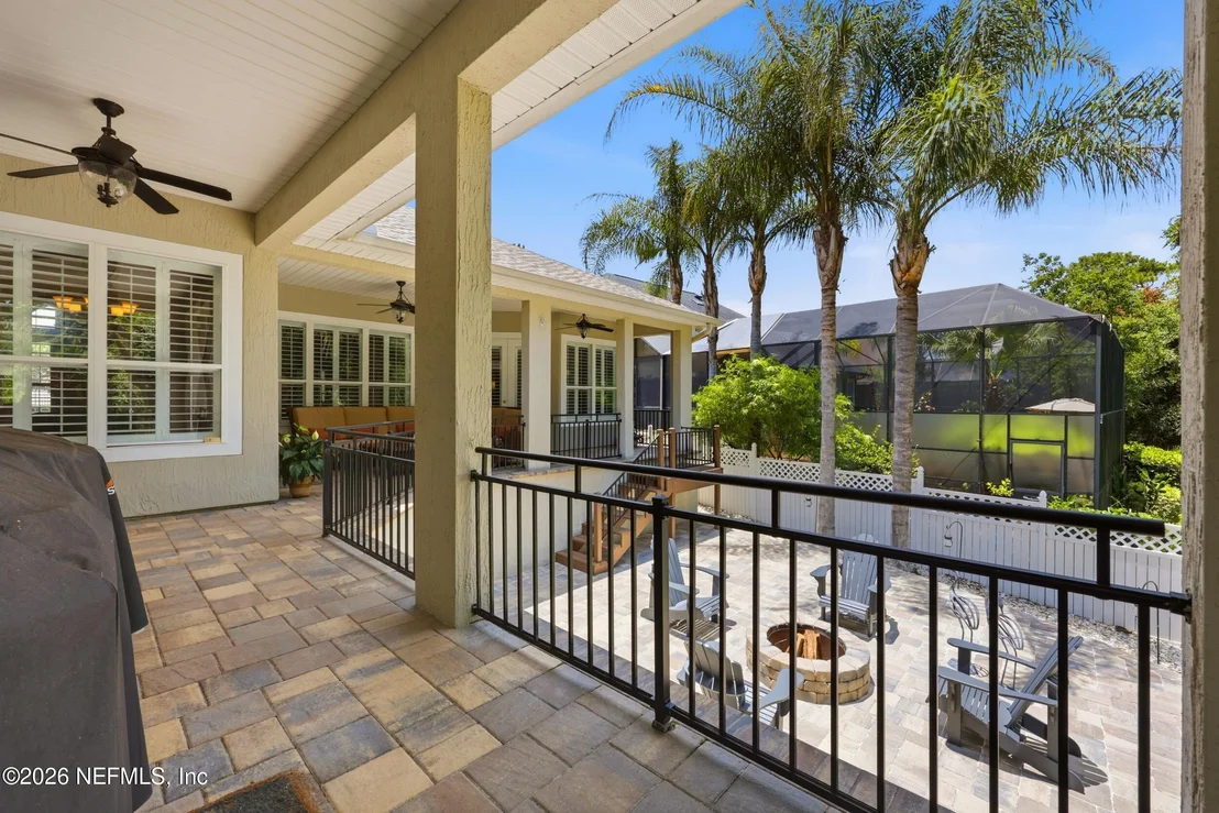 Photo of 828 RILEY Lane
