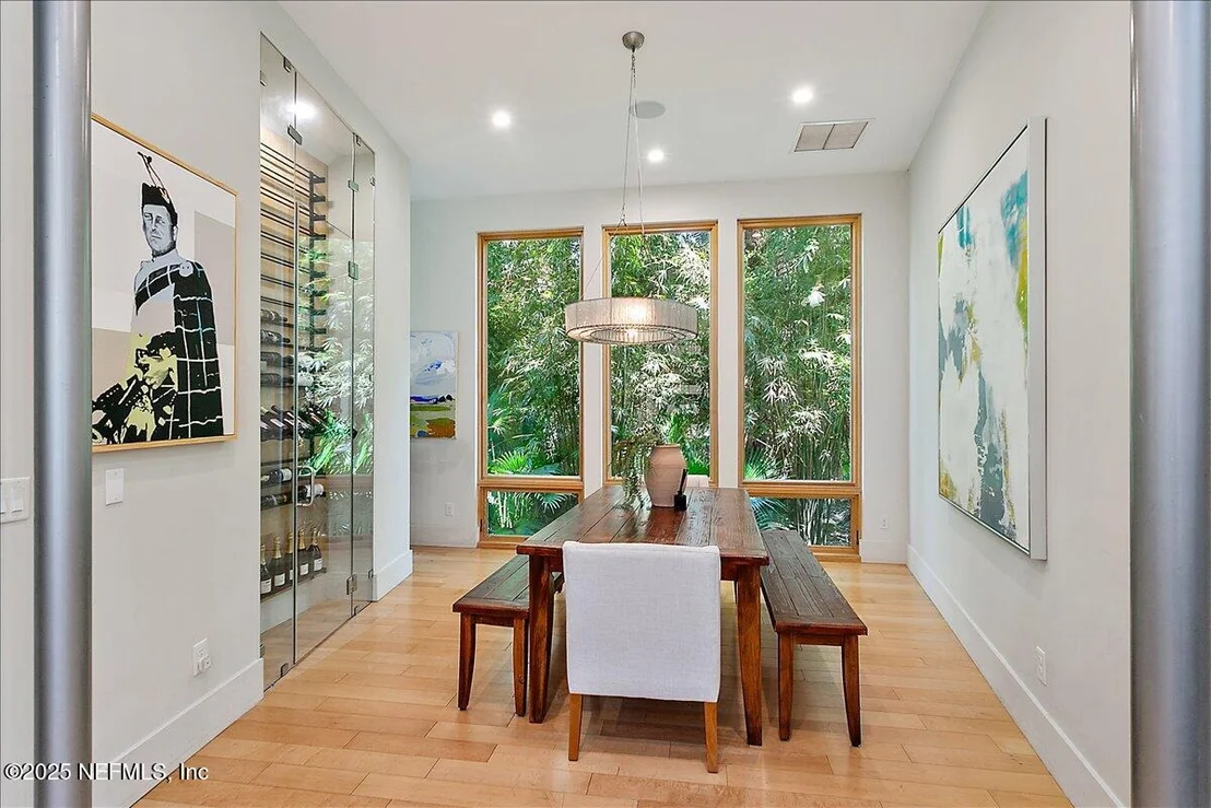 Photo of 2446 SEMINOLE Road
