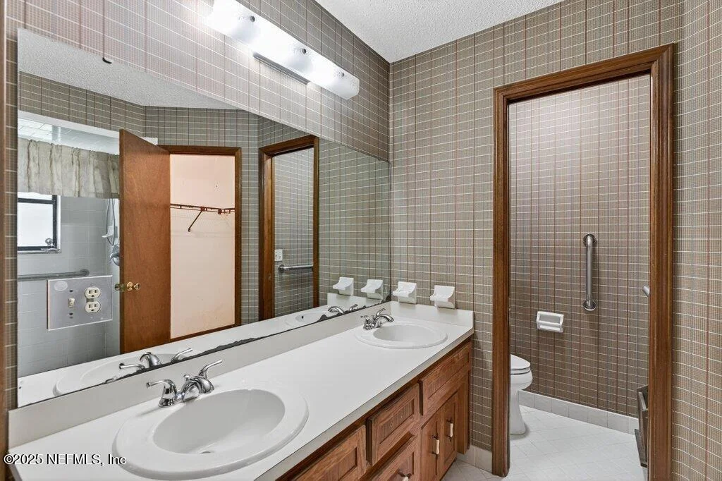 Photo of 2722 BOTTOMRIDGE Drive