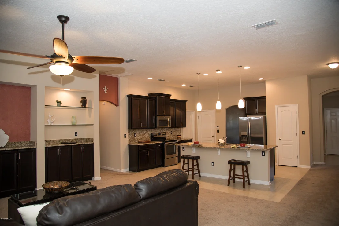 Photo of 137 GRAFFT Lane