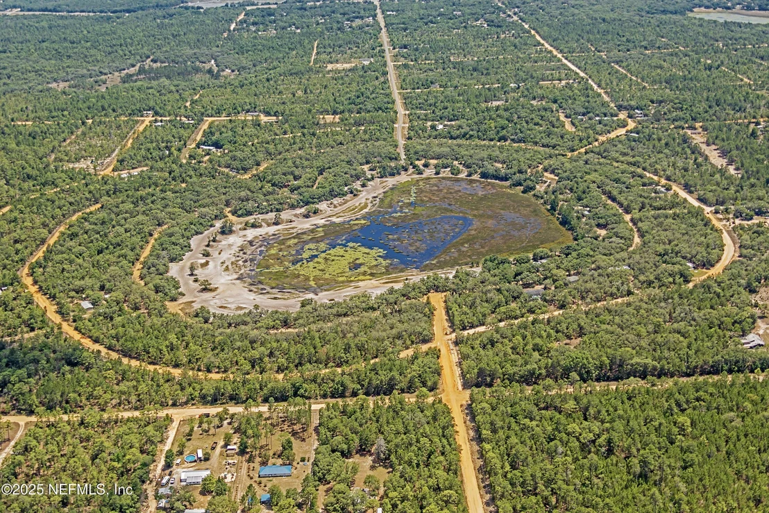 Photo of 120 LAKE LUCY