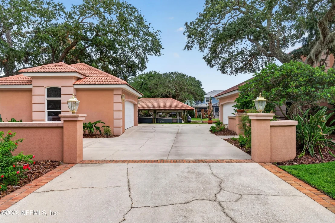 Photo of 6357 PUTNAM Street