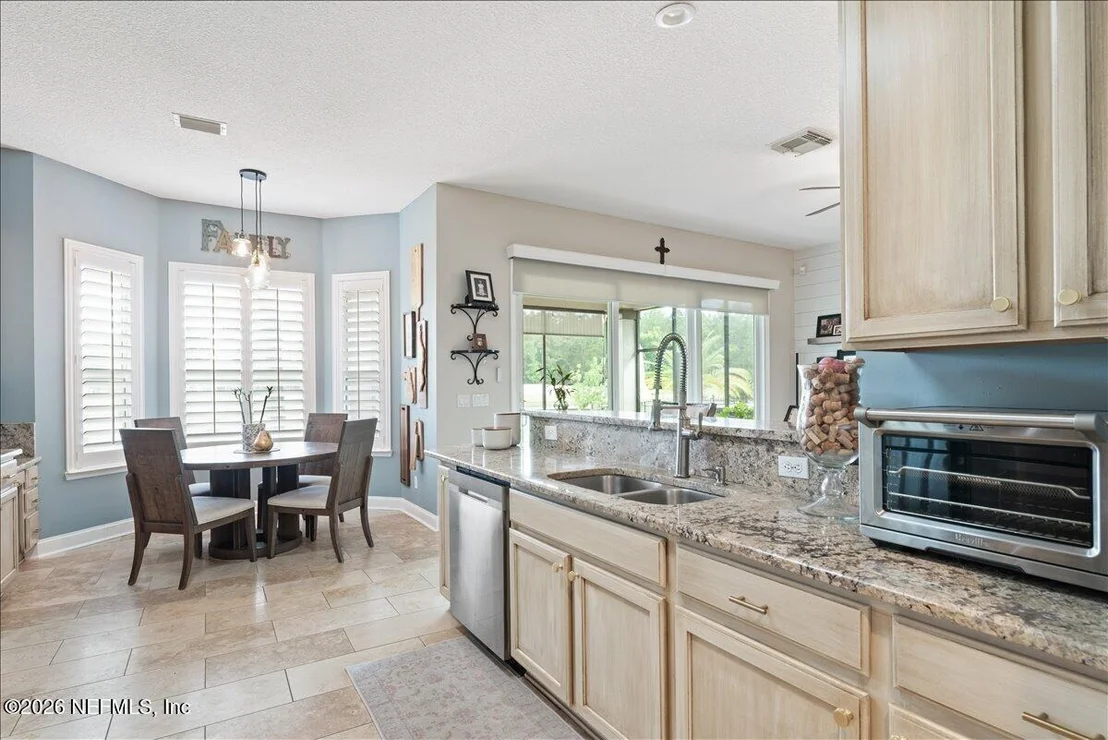 Photo of 995 GARRISON Drive