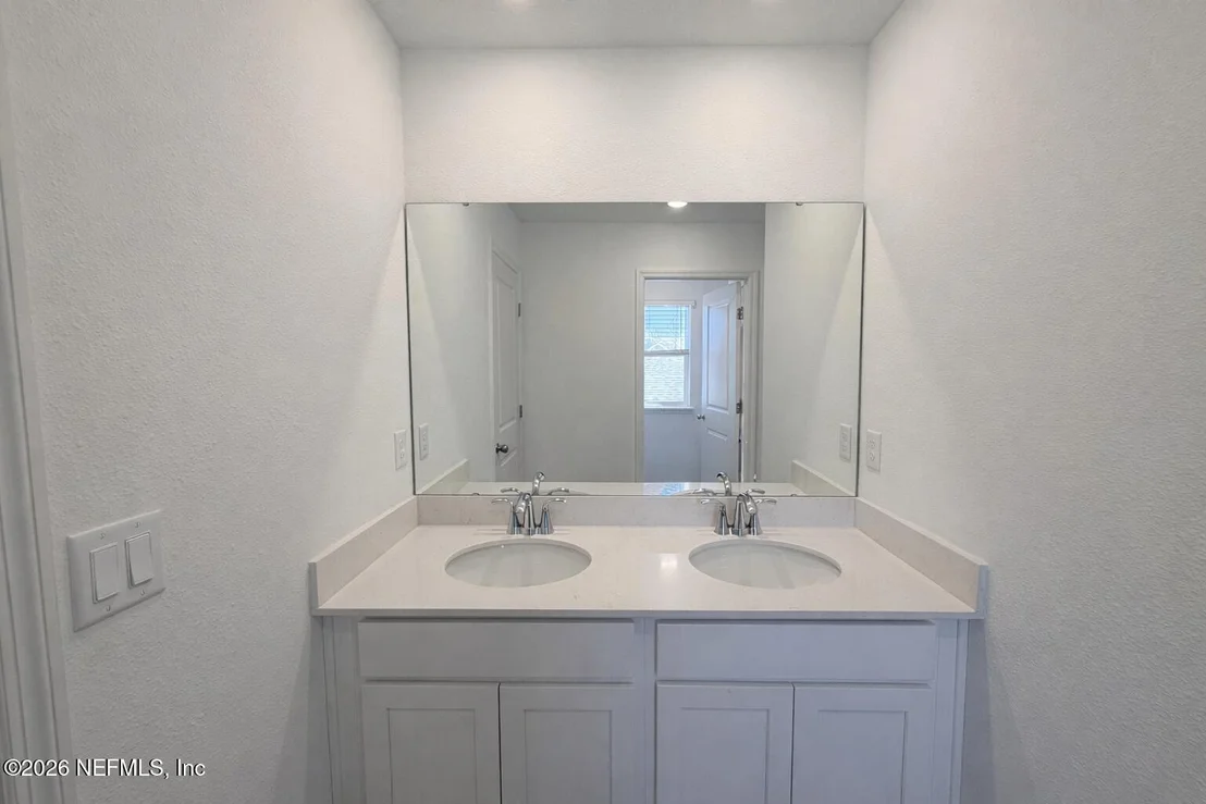Photo of 62 DISSTON Cove