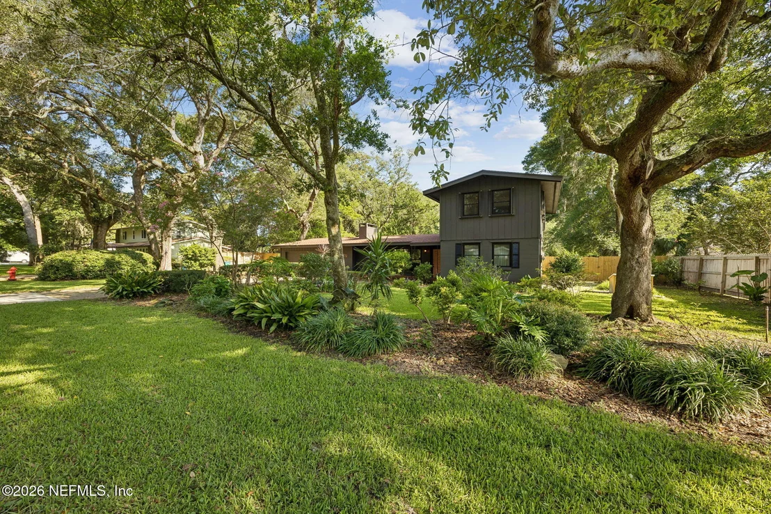 Photo of 1002 NEPTUNE Lane