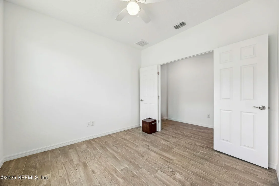 Photo of 564 JUBILEE Circle