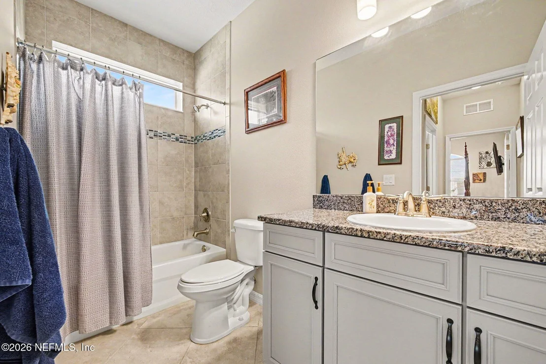 Photo of 43 LAGOON Way