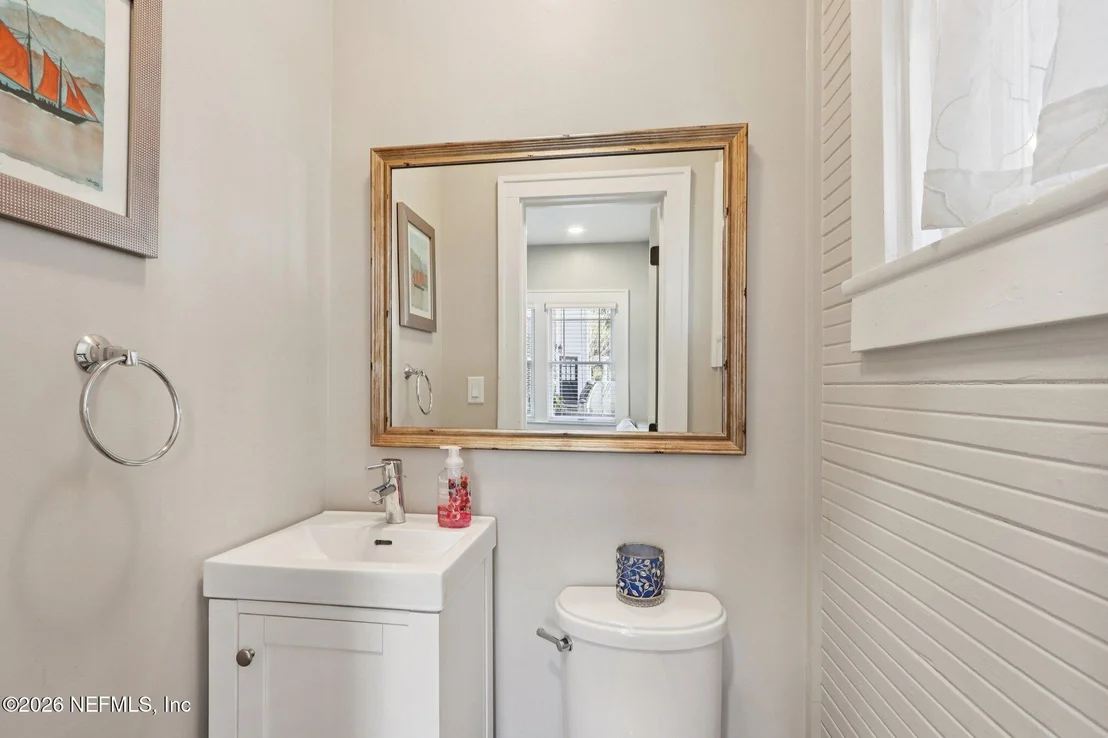 Photo of 3527 RIVERSIDE Avenue