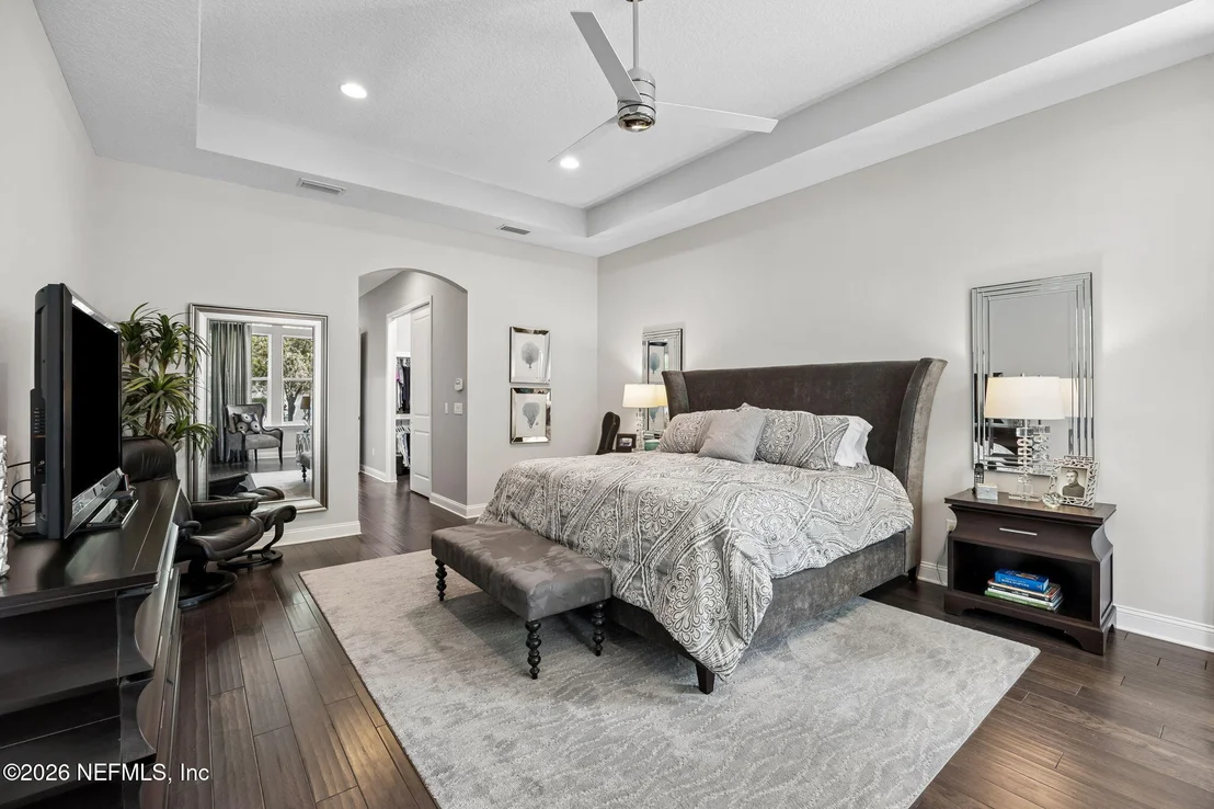Photo of 35 AUBURNDALE Drive