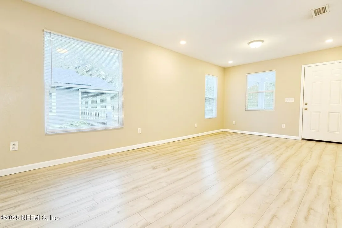 Photo of 804 WESTBROOK Road