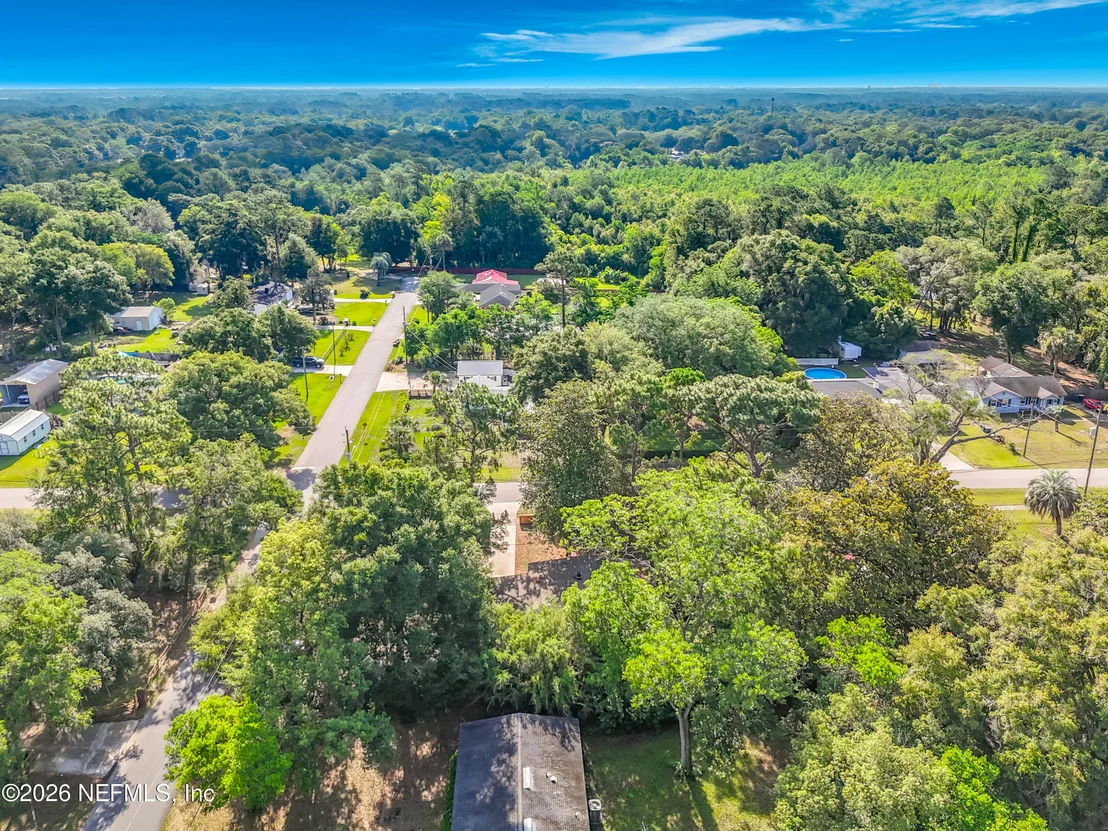 Photo of 1910 HILLTOP Boulevard