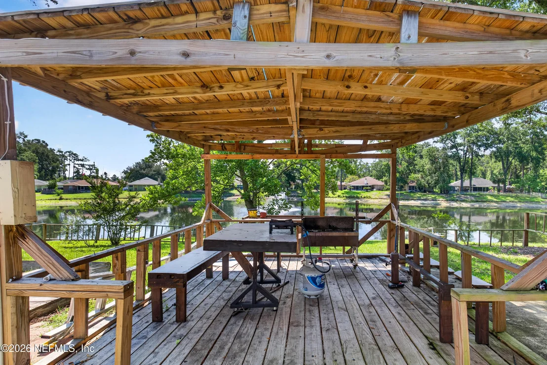 Photo of 1641 SPRING OAKS Lane