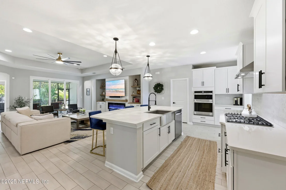 Photo of 49 GOLDEN FERN Drive