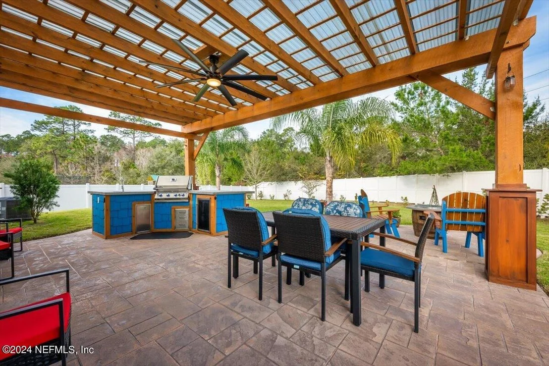 Photo of 94 COASTAL HAMMOCK Way