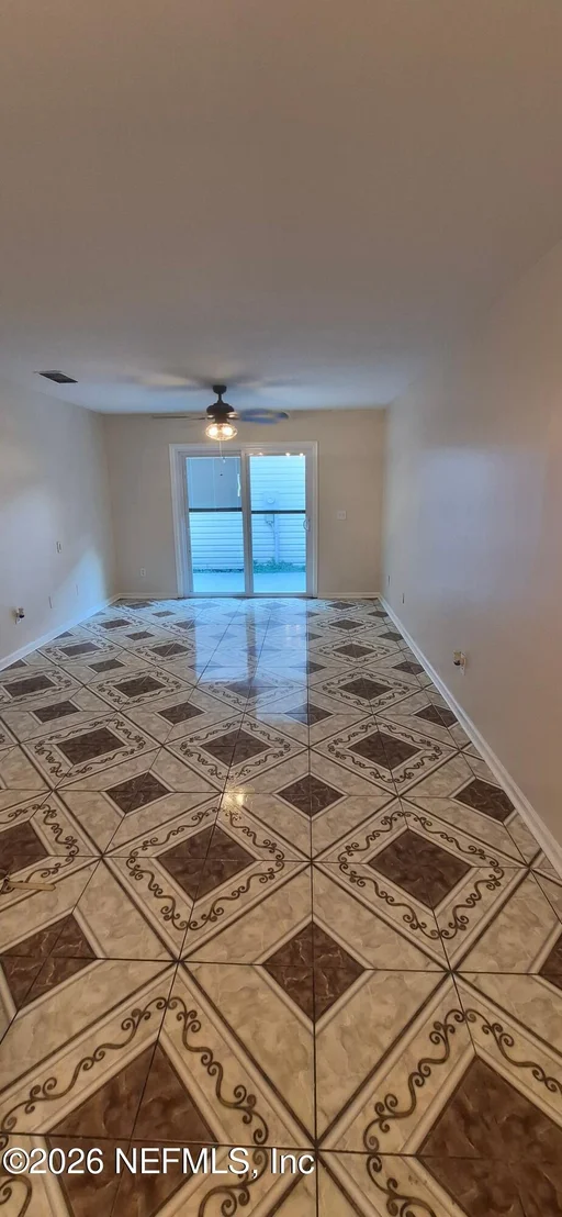 Photo of 8390 ARGYLE CORNERS Drive