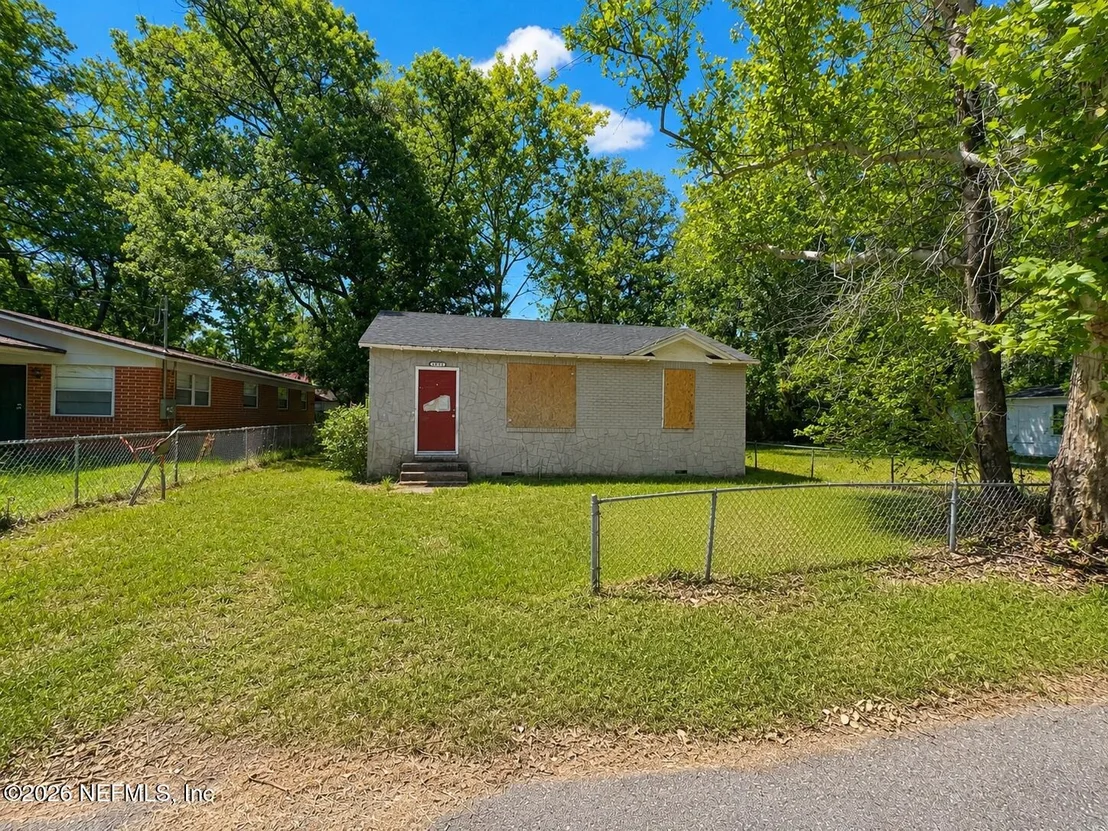 Photo of 3232 DIGNAN Street