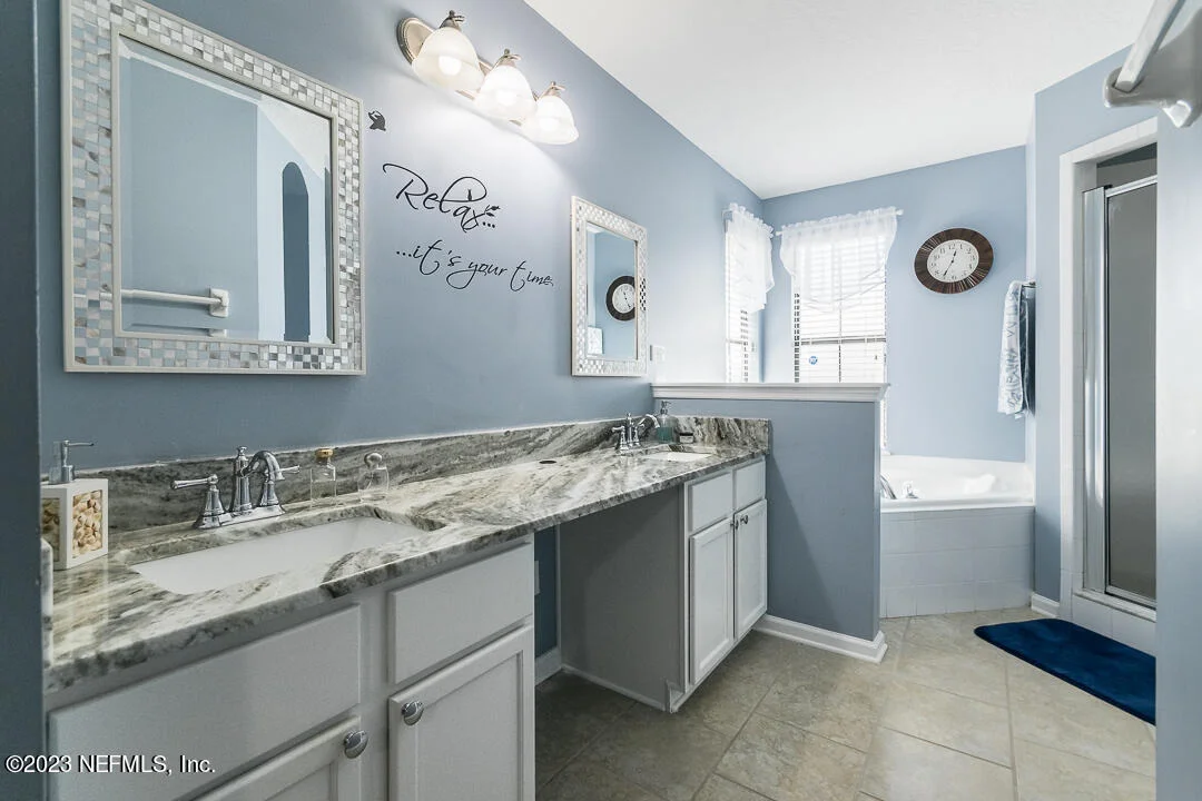 Photo of 219 DOVER BLUFF Drive