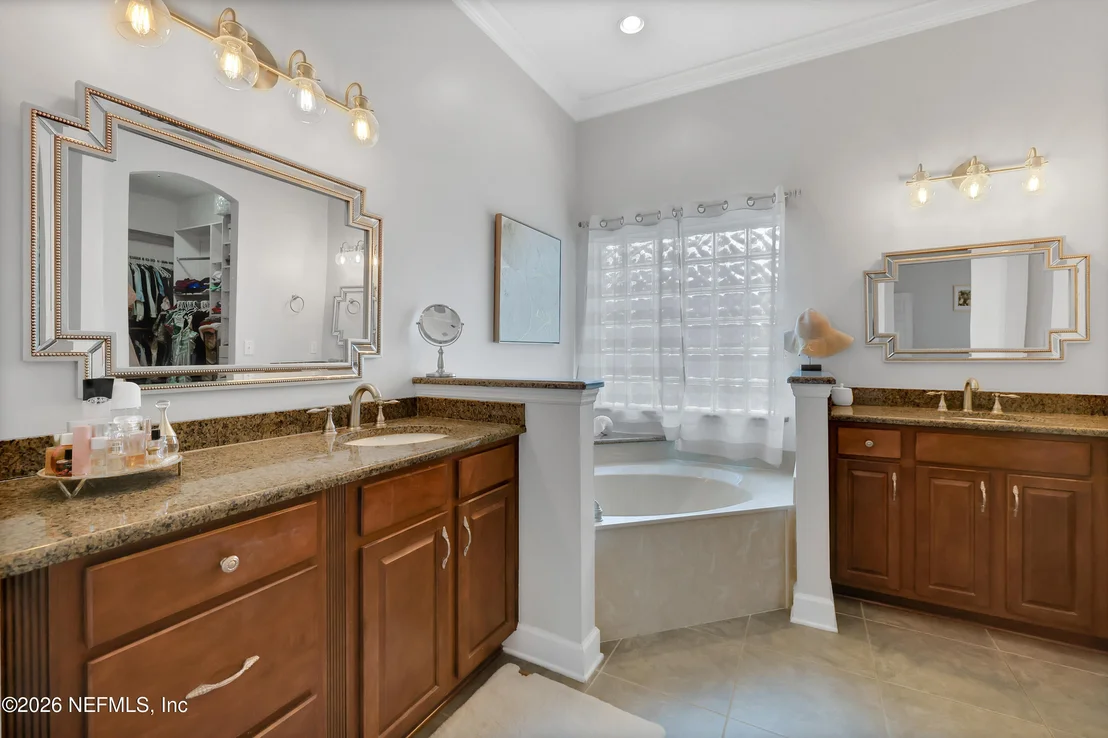 Photo of 4933 BLACKHAWK Drive