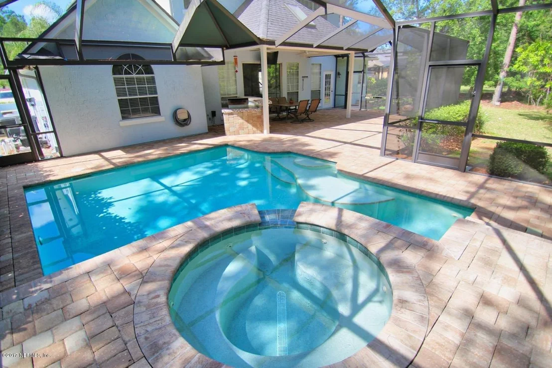 Photo of 216 TWINING Trace