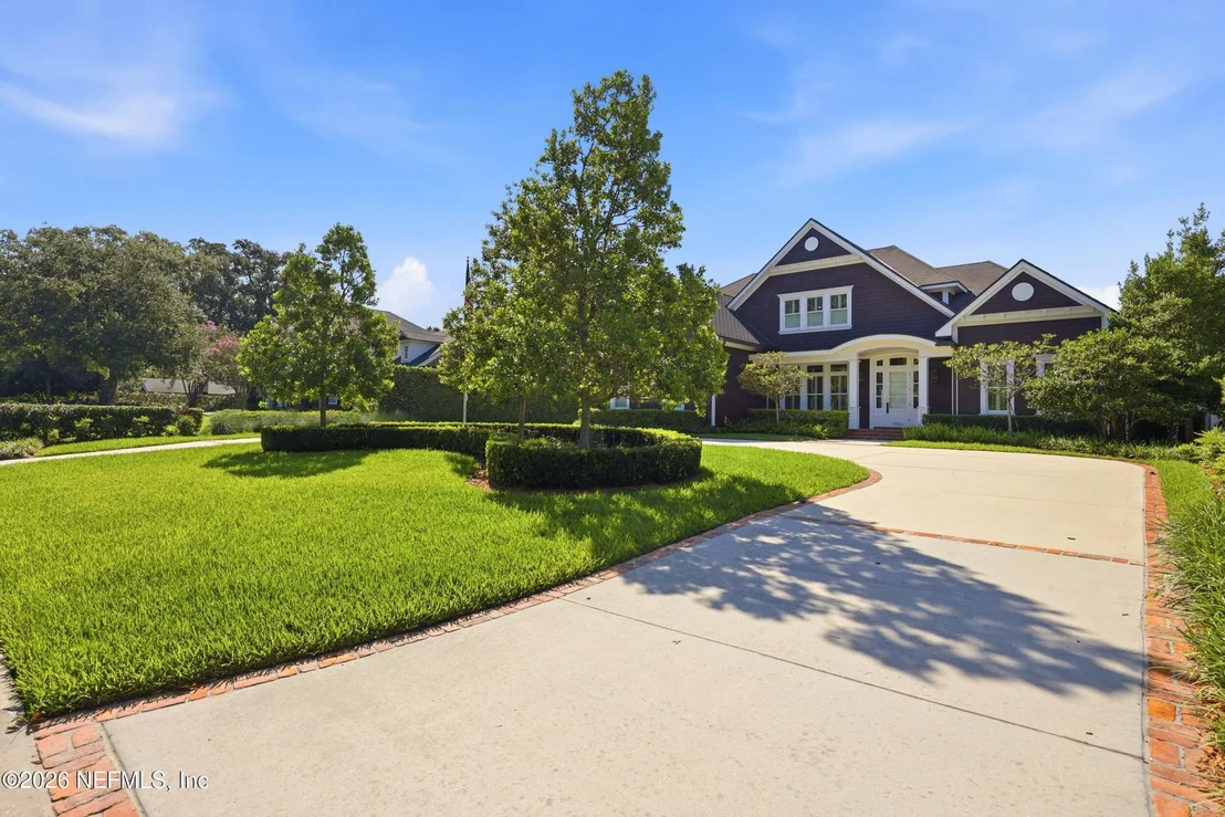 Photo of 1030 MAPLE Lane
