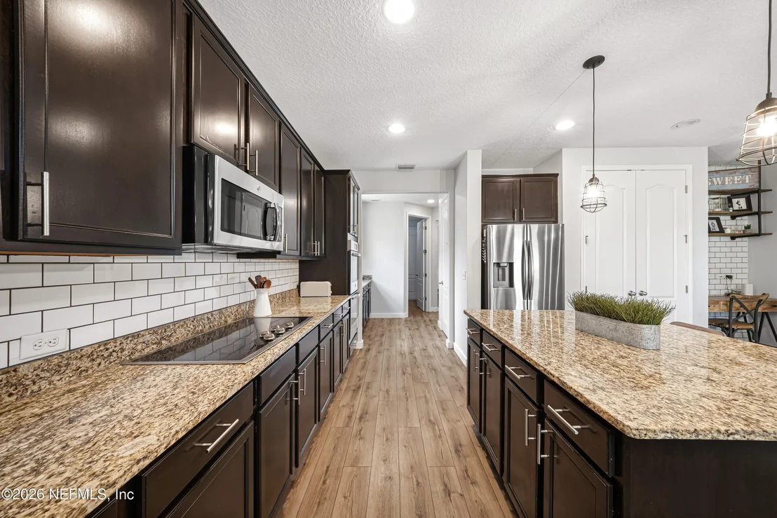 Photo of 4584 GOLF BROOK Road