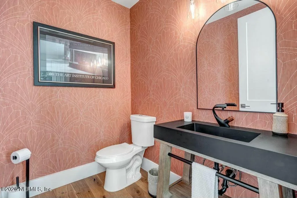 Photo of 568 A1A N