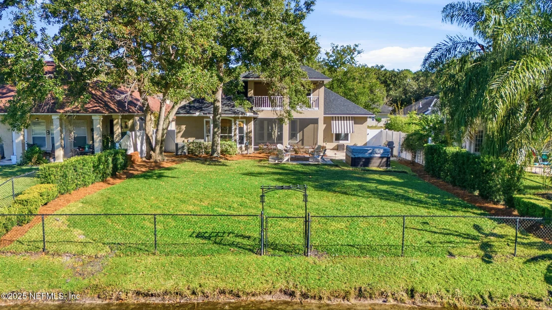 Photo of 537 DANDELION Drive