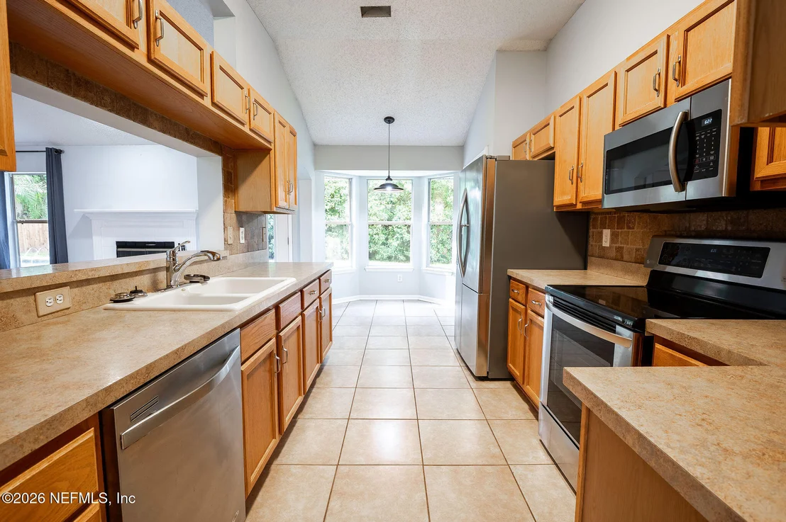 Photo of 1676 GLEN LAUREL Drive
